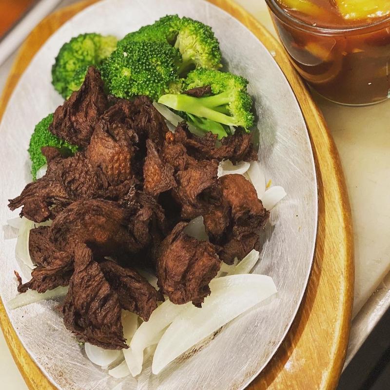 Spicy Vegetarian Duck